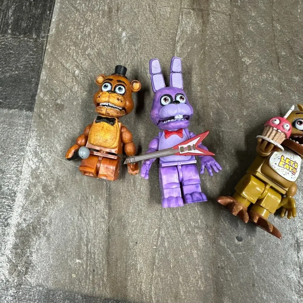 Five Nights at Freddy's The Toy Stage Figures Only‎ - Bonnie Fazbear Chica